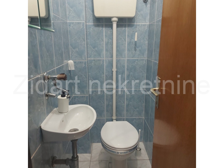 Квартира, 926 м², 184 656$ — FAKTOR